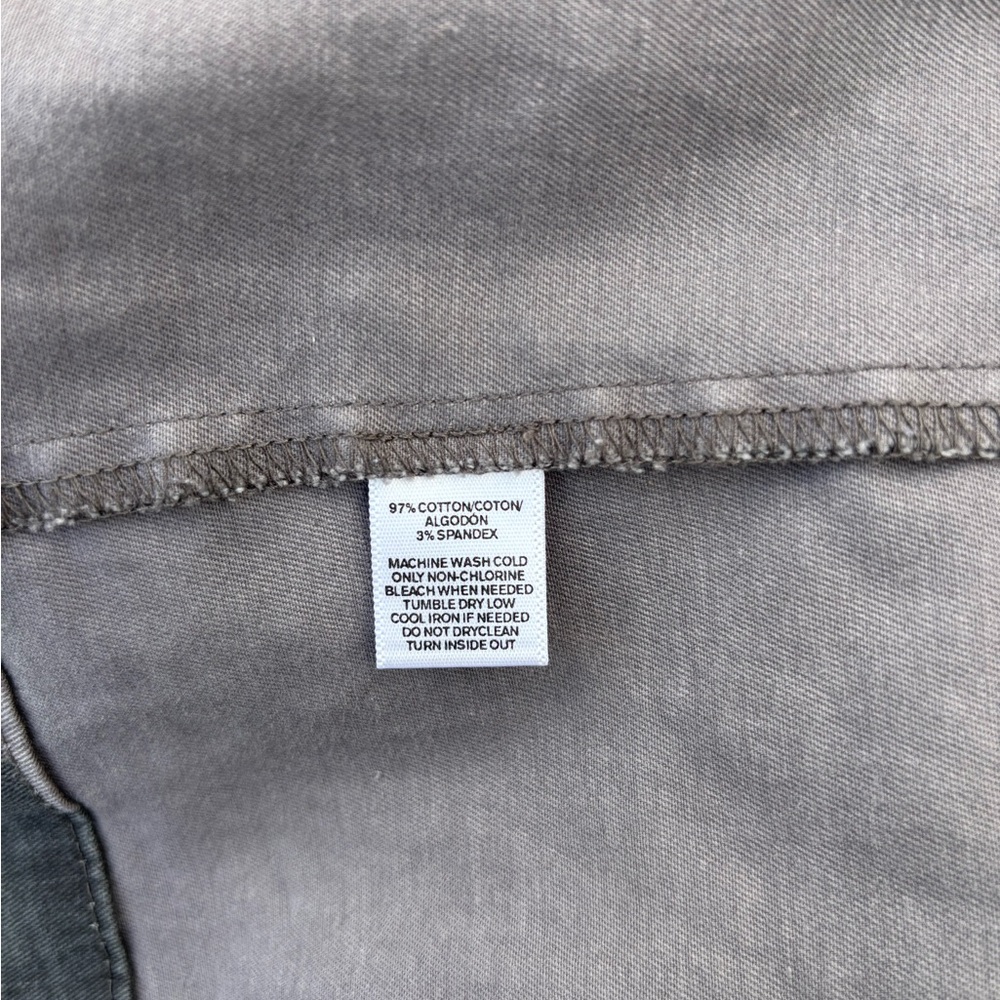 LOFT Women's Utility Camouflage Jacket - Gray - Picture 3 of 3